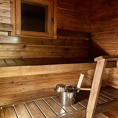Log In 10 Min From Santa Claus Village-sauna&freeparking *